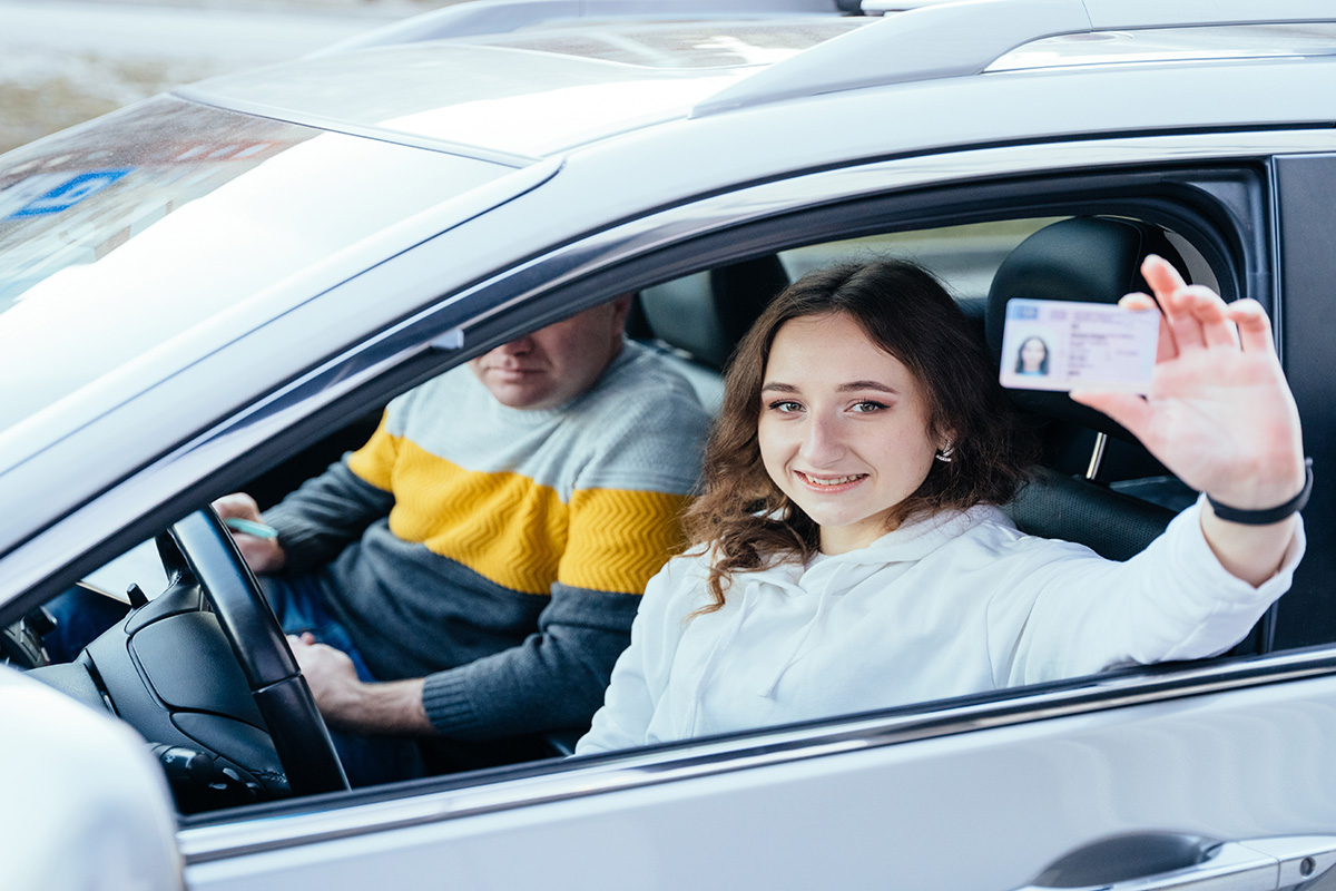 Should Teenage Drivers Be Allowed on the Long-Haul?