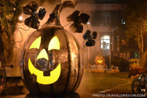 A real life Halloweenton. St. Helen's, Oregon
