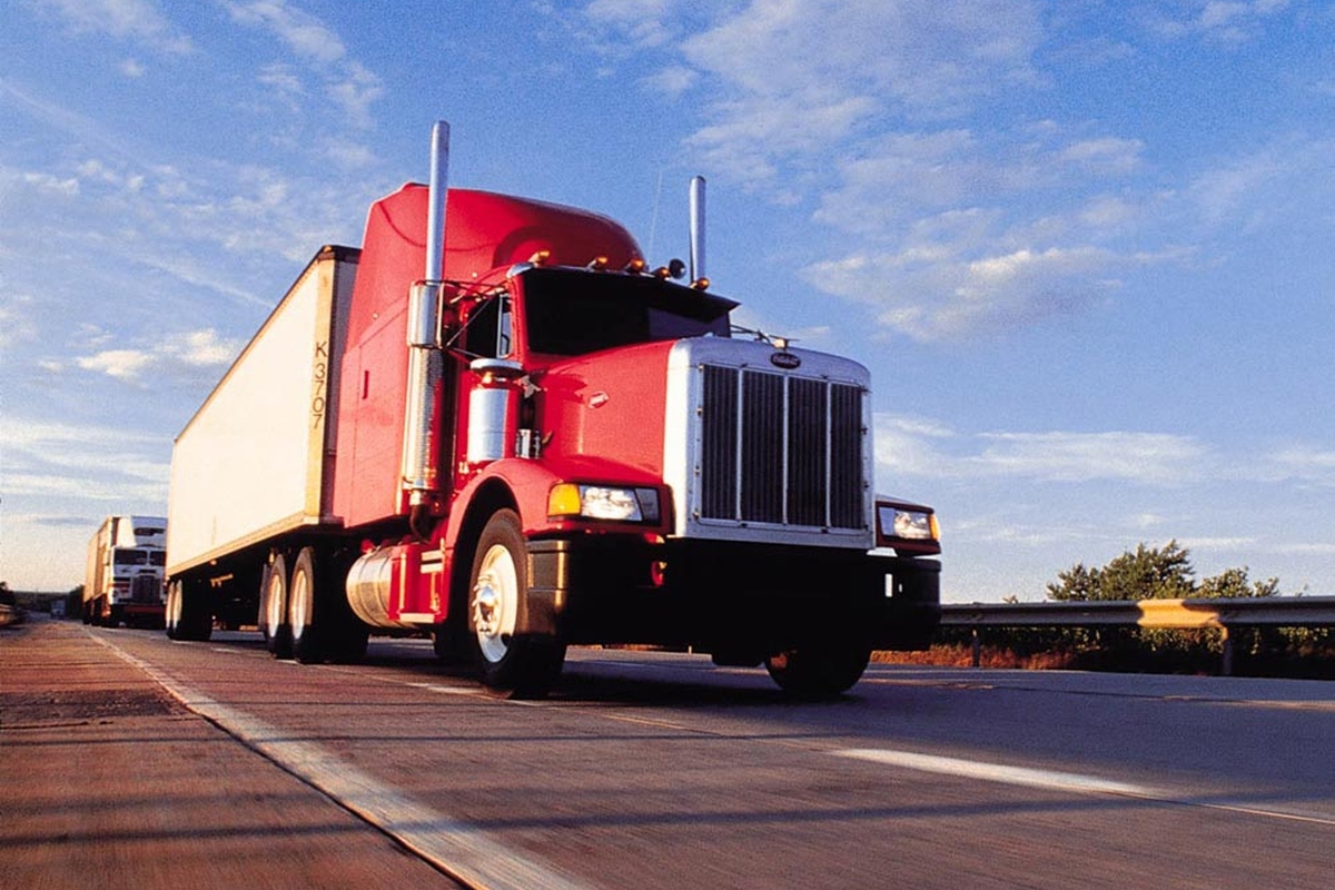 The World of OTR Trucking