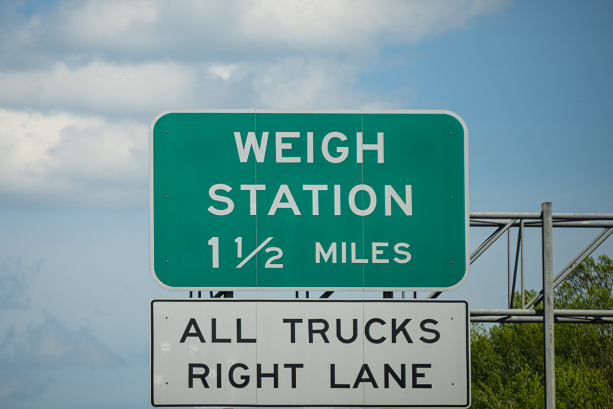 How Truckers Deal with Weigh Station Stress