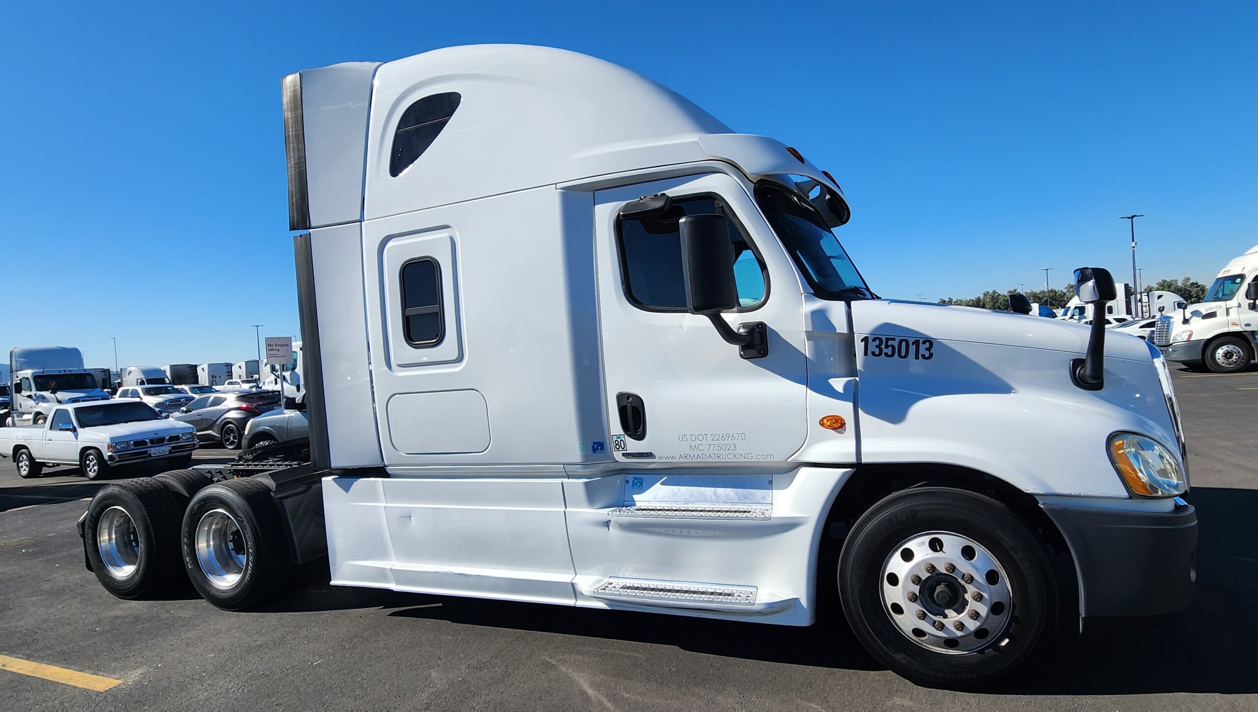 Used Truck for Sale – Freightliner Cascadia (2016)