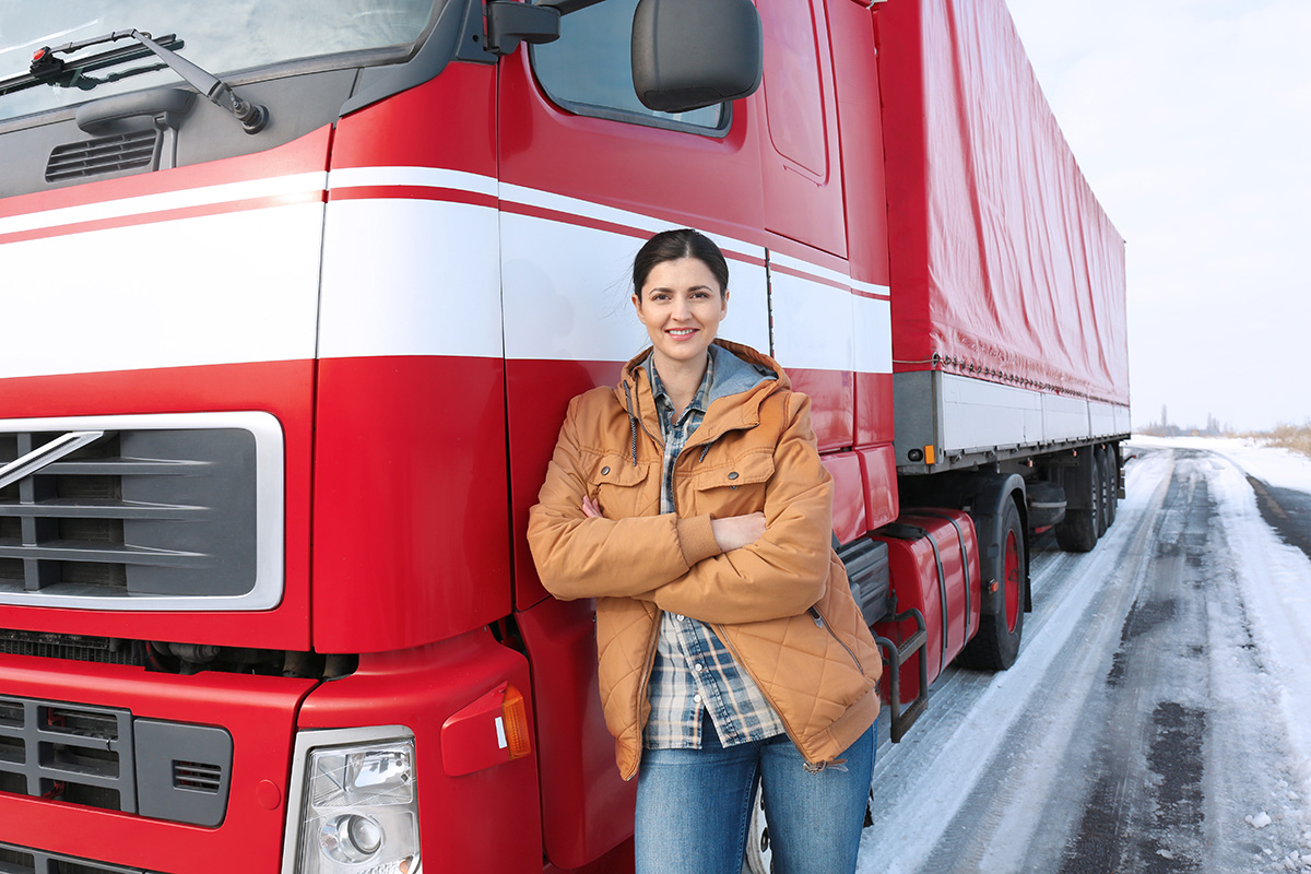 Why We Need More Female Truckers